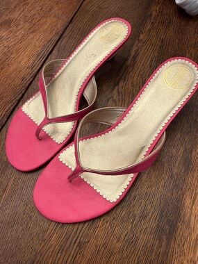 Lilly Pulitzer Hot Pink Thong Sandals with Gold Insole